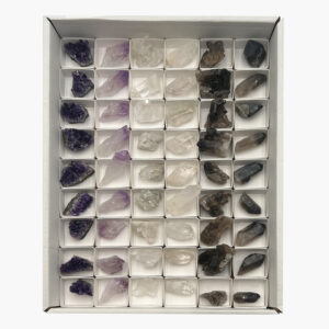 Rohsteine-, Mineralien- und Fossilien-Boxen VE=24/48/54 ab € 1,77/Stück - Box 9 Mix Amethyst/Bergkristall/Rauchquarz 54 Stück